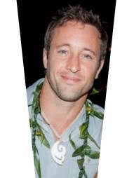 AlexOLoughlin and the Fish Hook Necklace