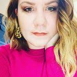 Amber Llewellyn's Instagram, Twitter & Facebook