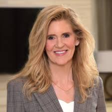 What. A. Week! This year's Sales & Marketing Leadership Summit was one for  the record books. I learned so much, (re-)connected with so many amazing  people, and left feeling inspired and grateful