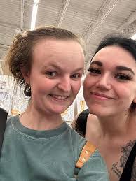 Heather Padgett's Instagram, Twitter & Facebook