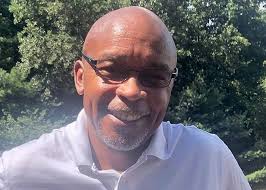 Congratulations to this week's #PatriotOfTheWeek, Gregory Sprowl, Aerospace  Management Systems Division financial analyst . When asked what his best  #AirForce memory was, Greg highlighted his family, but also his many  memorable moments