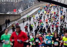 Début mars nous avions envisagé de le reporter au 12 septembre mais du fait notamment des incertitudes concernant. Paris Half Marathon Hobo Run