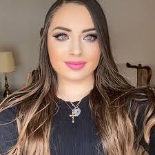 표지판에서 막대기를 옮겨서 빼기 문제로 만들어요. 막대기를 2 앞쪽으로 움직여라. 이제 방정식은 5-7=-2를 읽어야 한다