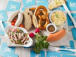 Bayrischer Tapas Teller Von Cucaratscha Chefkoch Bayrische Brotzeit Bayrische Rezepte Oktoberfest Essen
