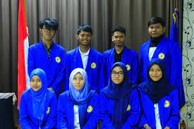 Liburan berkaroke ria with teman teman adhinata k. Sekolah Tinggi Ilmu Komputer Cipta Karya Informatika