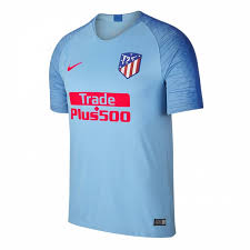 45 el athletic madrileño abandonó el campo del retiro y pasó a disputar sus partidos como local en el campo de o'donnell, inaugurado el 9 de febrero de 1913 en un partido frente al athletic. Trikots Atletico Madrid Heim Auswarts Ausweich