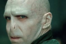 Lora Townsend's Instagram, Twitter & Facebook