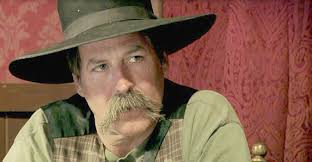 Living By the Gun (2011)