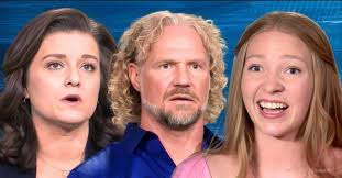 Shhhh…I stole this from another page lol. Janelle, Gabe and Meri also  Audrey are in the front row. Koduche is with Robyn, Breana and Aurora.  Aspyn and Mitch are next to them.