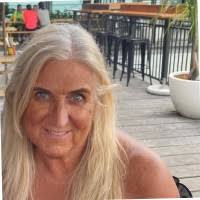 40+ perfiles de «Culver»