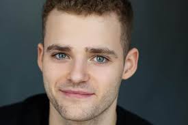 Kirkcaldy actors unveiled for town's 2021 panto with Billy Mack