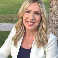 Amanda Cobos's Instagram, Twitter & Facebook