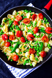 20 Vegetarian Dinners With 5 Or Fewer Ingredients Summer Pasta Vegetarian Dinners Vegetarian Recipes Easy