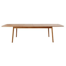 Quelle est la meilleure table ronde en verre extensible de 2020 ? Table A Manger Extensible 8 A 12 Personnes En Chene L200 300 Portobello Maisons Du Monde
