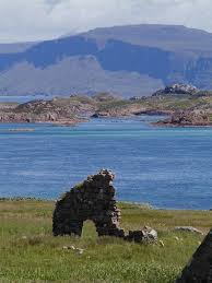 Isle Of Iona Scotland Is Generally Lengthened To Avoid Confusion Which Means Calum S I E In Latinis Isle Of Iona England And Scotland Scotland Travel