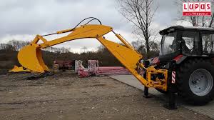 Neuson 75z3 rd * koparka gąsienicowa. Koparka Ladowarka Mtz Maszyna Skonstruowana Na Bazie Mtz 820