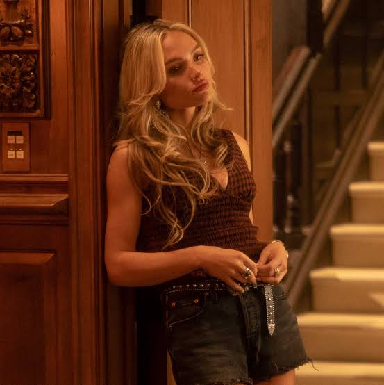 Natalie Alyn Lind Explains Why Oreana Jackson Is More Than a Gen Z Beth  Dutton