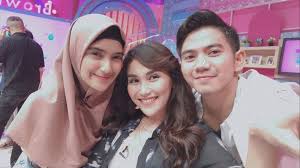 Namun, saat itu nadya masih enggan mengkonfirmasi tudingan tersebut. Banyak Kejutan Fakta Pernikahan Rizki D Academy Dan Nadya Mustika