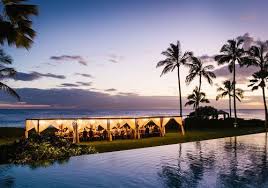Bonfires, fireworks, and wish lanterns are available. 8 Gorgeous Oahu Wedding Venues