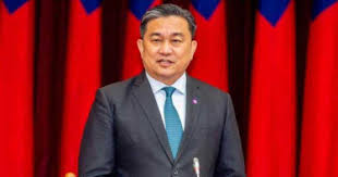 謝志偉引述陳時中公布的疫苗採購時間軸： 2020/8/20 台灣衛福部和德國bnt原廠開始洽談。 2020/11/11 經過將近三個月的來來來回回，衛福部跟bnt尚且. 1y2koi3voatk8m