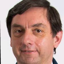 25 Jahre Mitglied beim MAS Der Präsident Peter Stolle dankt Dr. Josef…