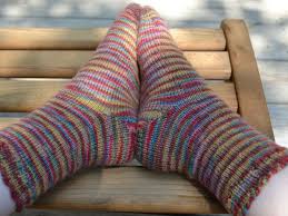 These easy sock knitting patterns also have full tutorials available to help you at any tricky spots. Simple Toe Up Sock Knitting Pattern
