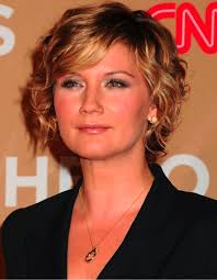 Pin By Debra Collins On Hair We Go Short Curly Bob Hairstyles Short Curly Hairstyles For Women Short Curly Haircuts