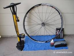 Tubeless tire technology is gaining momentum among the road riding crowd. Tubeless How To Slowtwitch Com