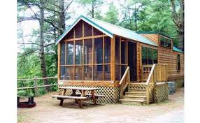 This new york amusement park is great for toddlers, kids and adults. Lake George Cabins And Cottages In The Village On The Water Or In Nearby Adirondack Communities