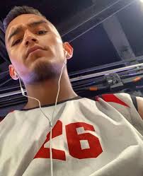 Sebastián Arango (@sebasarangb______) • Instagram photos and videos