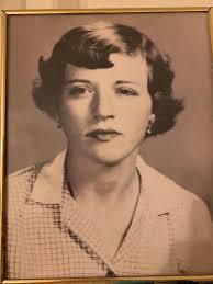 Emily Silvers's Instagram, Twitter & Facebook