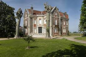 Chateau Cantenac A Saint Emilion Bordeaux France Http Www Chateau Cantenac Fr Chateau Cantenac Saint Emilion Grand Cru Saint Emilion Vignoble Bordelais