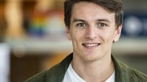 Justisdepartementets styring av PST slaktes av Riksrevisjonen