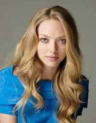 actrices que audicionaron para el papel Glinda. 1. Amanda Seyfriend 2. Dove  Cameron 3. Reneé Rapp 4. Taylor Loudeman.