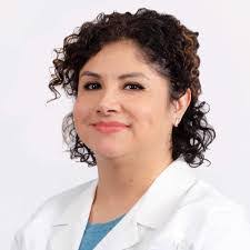 Estella Torres's Instagram, Twitter & Facebook