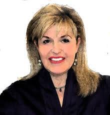 Alexis Macklin's Instagram, Twitter & Facebook