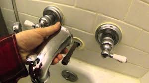If your valves are stuck, shut off the water main. Way To Repair Leaking Tub Faucet 32 Best Collection Free Wtrltf Hausratversicherungkosten Info