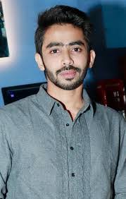 Abid Shaikh's Instagram, Twitter & Facebook