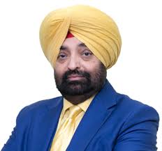 8 Beverley Glen Boulevard, Vaughan, ON