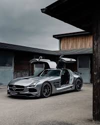 Addicted To Speed On Instagram La Mercedes Sls Amg E Una Delle Vetture Piu Belle E Importanti Prodotta Mercedes Benz Sls Mercedes Sls Mercedes Benz Sls Amg