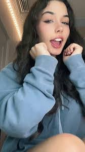 Marcy Moss's Instagram, Twitter & Facebook