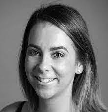 Deanna Malpass's Instagram, Twitter & Facebook