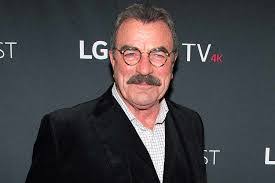 Tom Selleck's Instagram, Twitter & Facebook