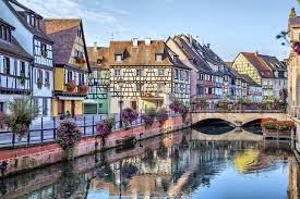 Thanks to locks and a swing bridge, it's easy to come through on a canal cruise or to hover over the water to try to get the iconic photo. Permanent Representation Of The Republic Of Slovenia In Strasbourg France Embassy N Visa