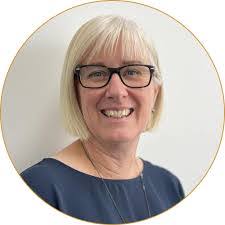 Gillian Stevenson's Instagram, Twitter & Facebook