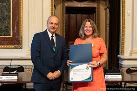 Howell Wechsler (@HowellWechsler)