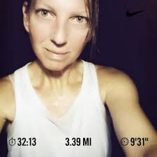 I really did run 3.39 miles. Well Strava, you shorted me again😭🤦🏻‍♀️  #quickkickboxingsessionbeforemyrun #happyhumpday