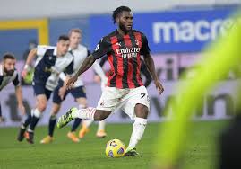Born 19 december 1996) is an ivorian professional footballer who plays as a central midfielder for italian club milan and the ivory coast. Penalti Kessie Antar Ac Milan Ungguli Sampdoria 1 0 Okezone Bola