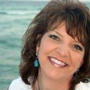 Pam Dykes's Instagram, Twitter & Facebook