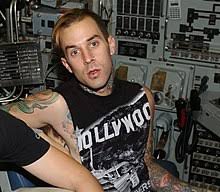 Jul 11, 2021 · drummer travis barker was involved in a fatal plane crash in 2008 and has since been on a long road to recovery, both physically and mentally. Travis Barker Wikipedia